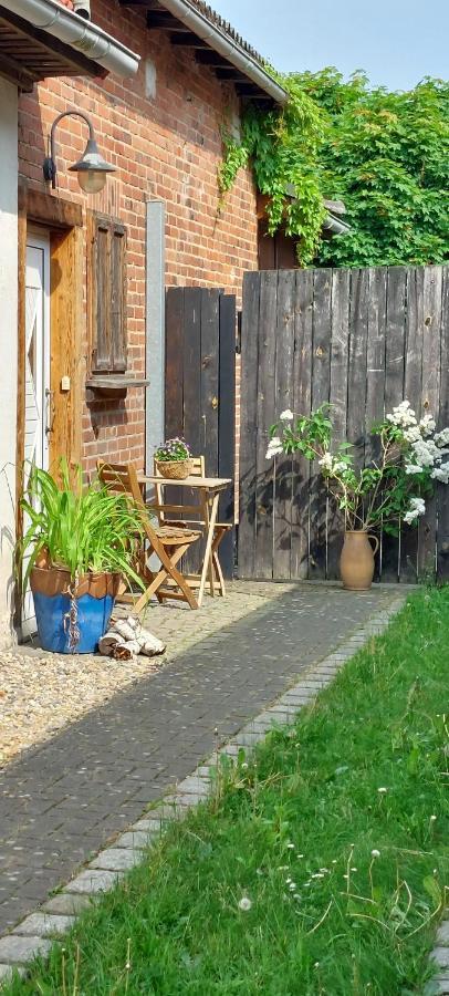 Auszeit Wohnung Hof Narla Bahnsdorf Buitenkant foto